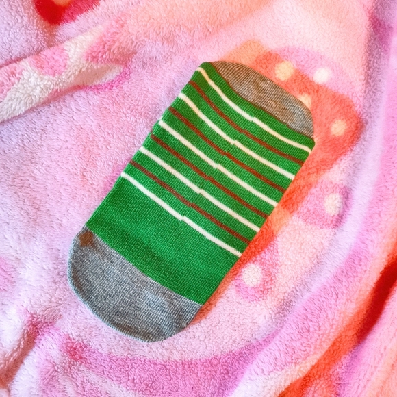 Green Bear Socks - Picture 2 of 3